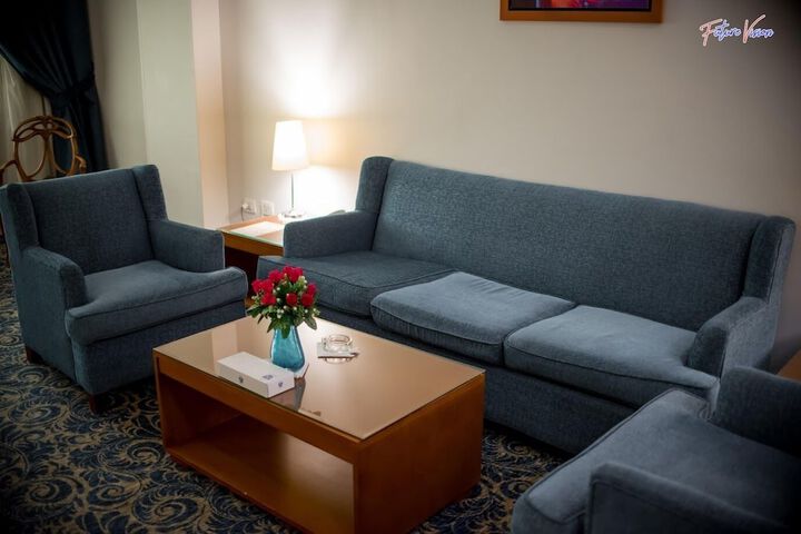 Room 13 of 50
