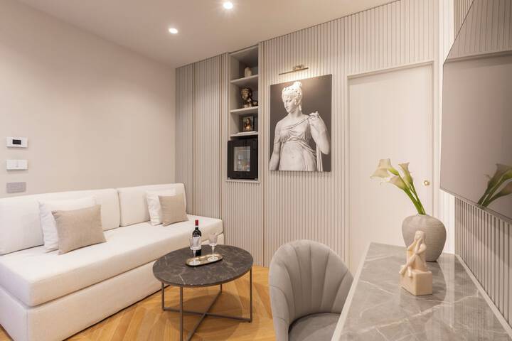 Room 50 of 76