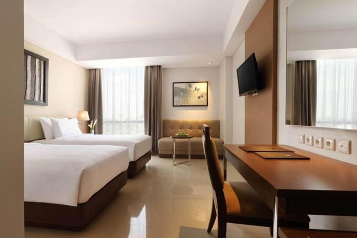 Room 4 of 23
