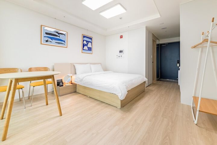 Room 450 of 640