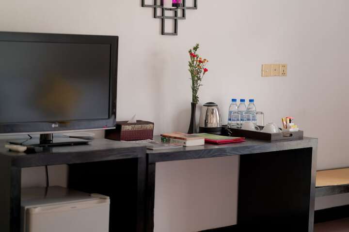 Room 20 of 49