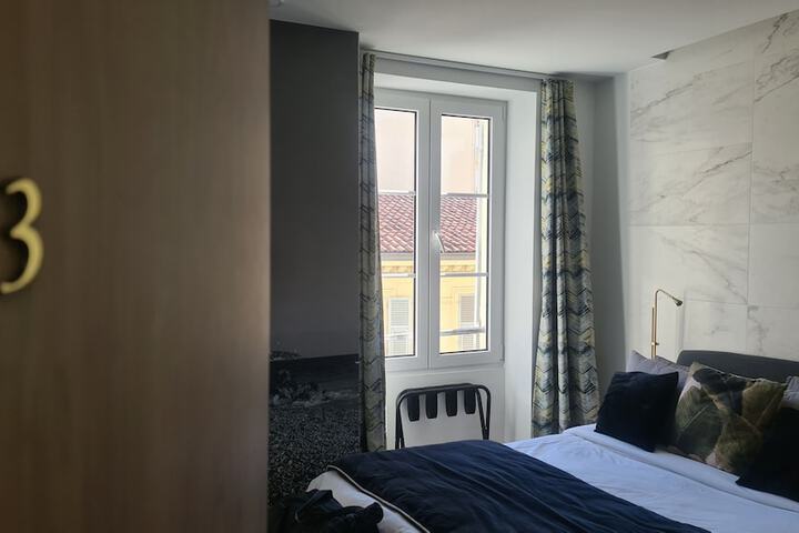 Room 60 of 118
