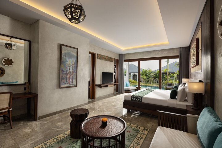Room 15 of 83