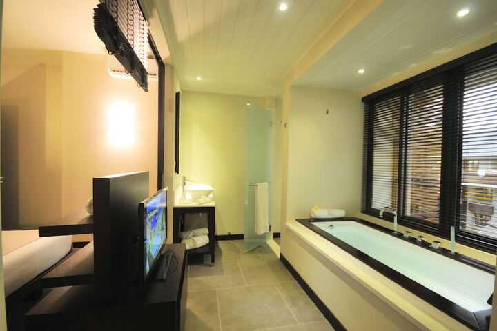 Bath Amenities