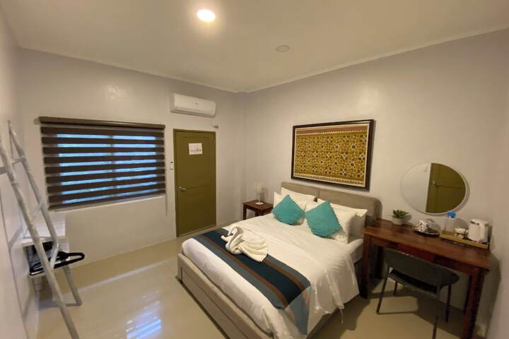Room 6 of 67
