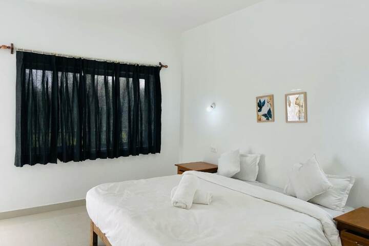 Room 4 of 19
