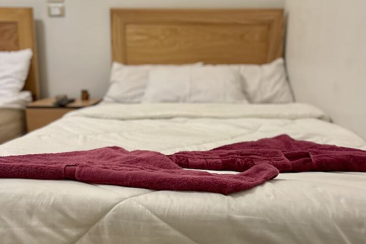 Room 28 of 37