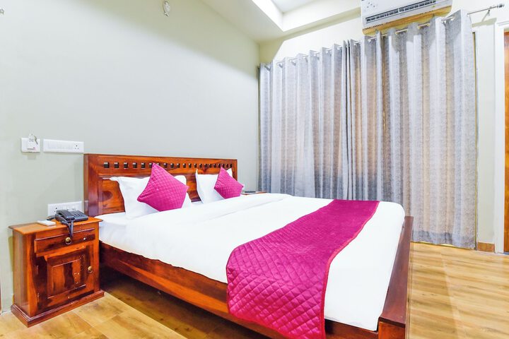 Room 4 of 23