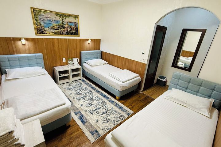 Room 20 of 49