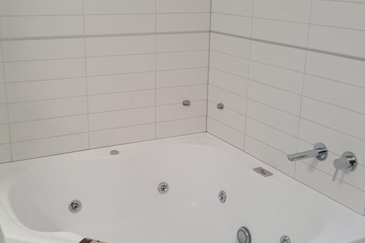 Room 15 of 35