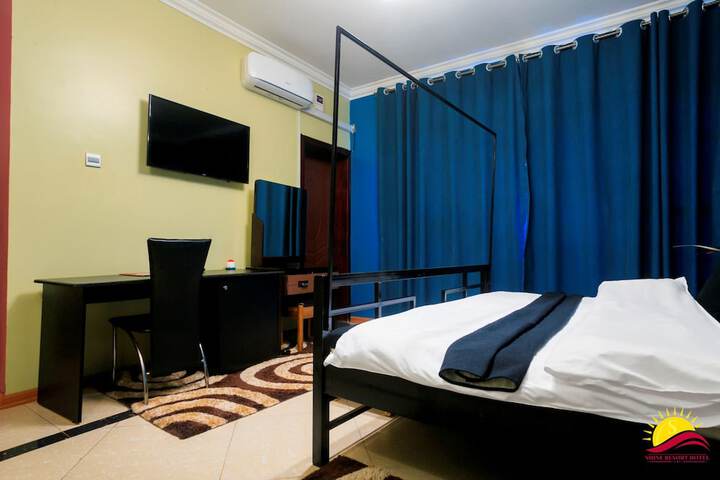 Room 49 of 86