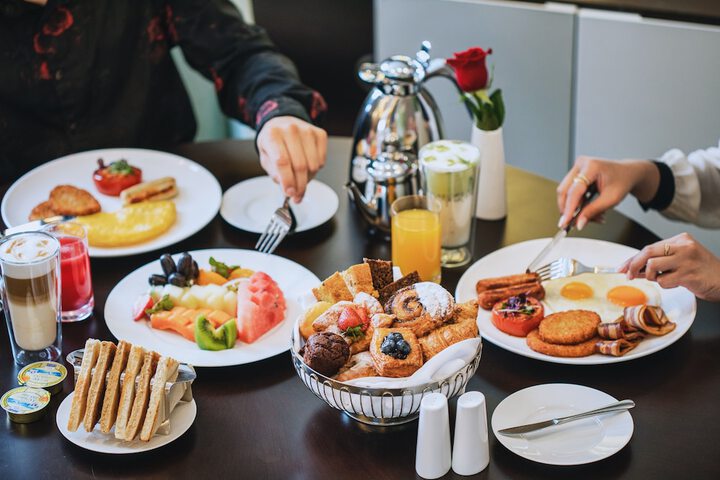 Breakfast/Coffee Service 61 of 80