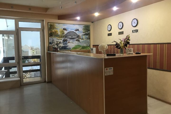 4 Seasons Hotel