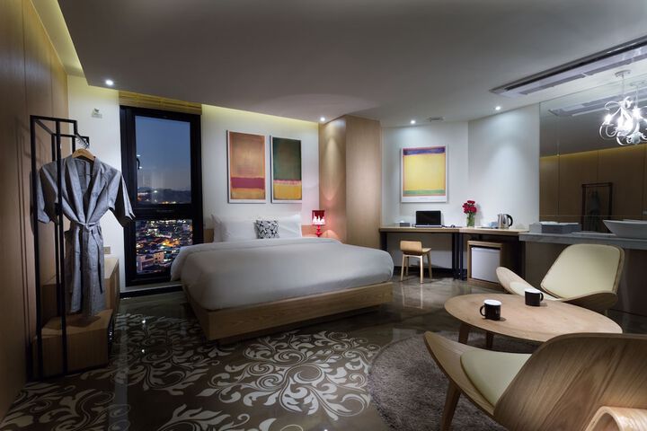Room 31 of 46