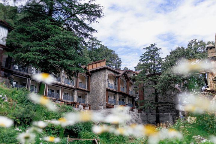 Exterior of Presidium Sarovar Premiere Dalhousie