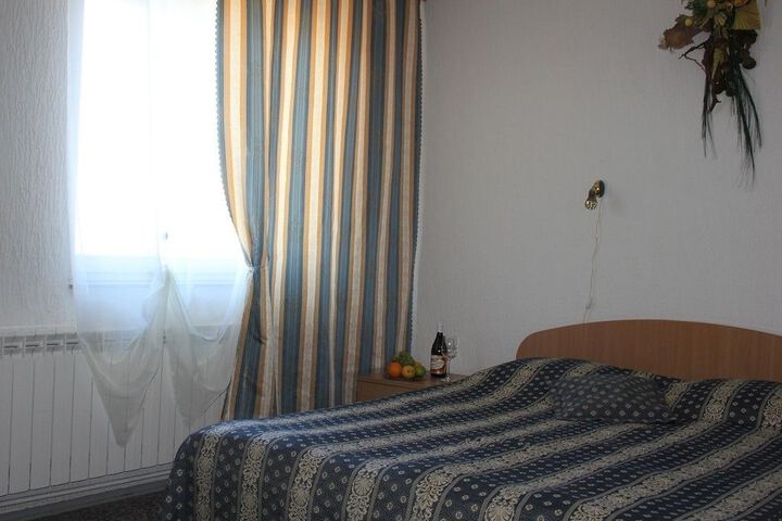 Room 7 of 62