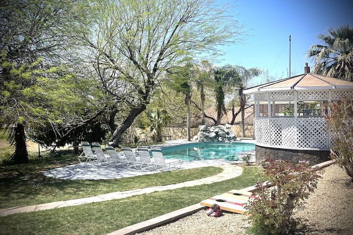 2 Queen Beds Balcony Pool View (26 of 52)
