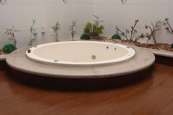 Hot Tub 48 of 63