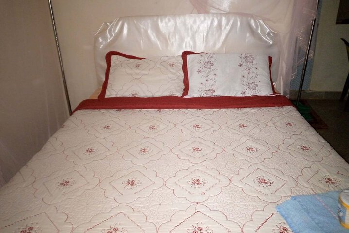Room 8 of 29