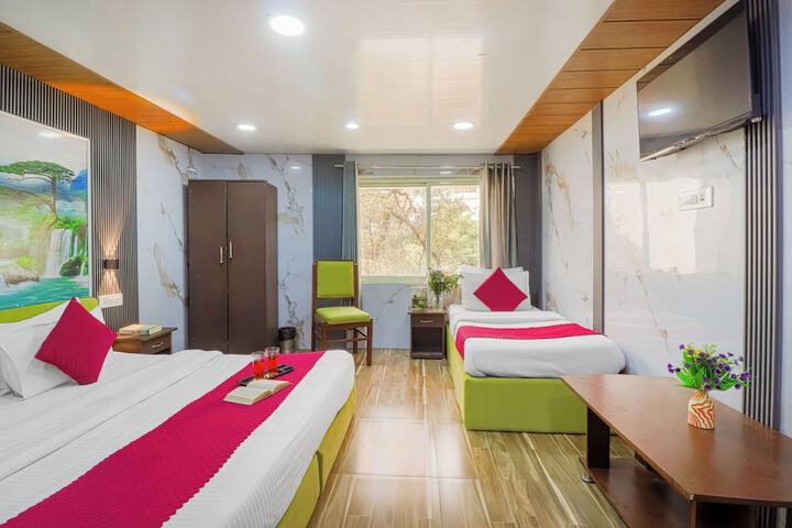 Room 14 of 36