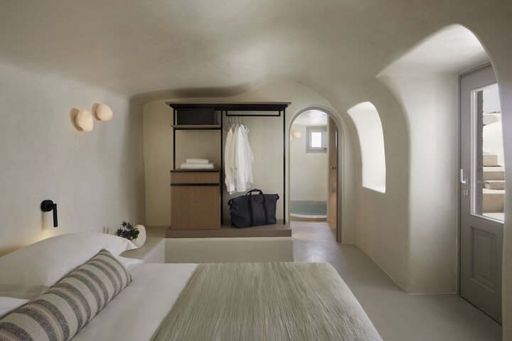 Room 19 of 100