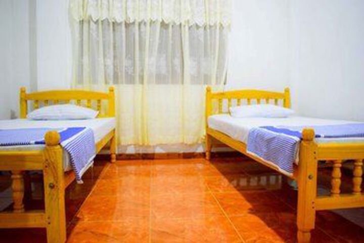 Room 25 of 49