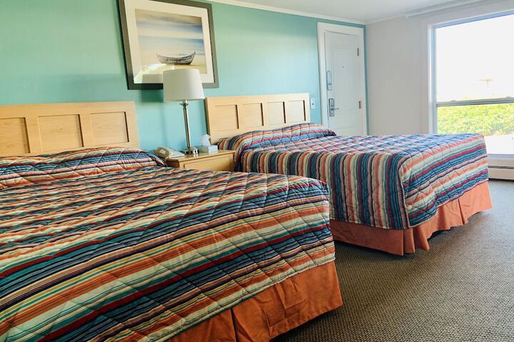 Room 10 of 24