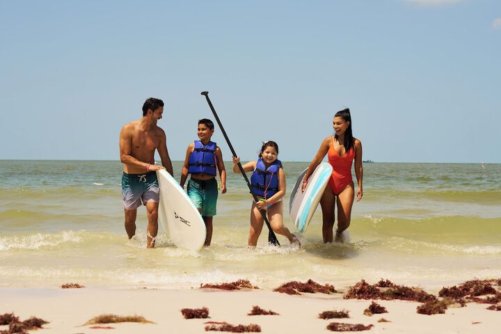 Surfing/boogie boarding