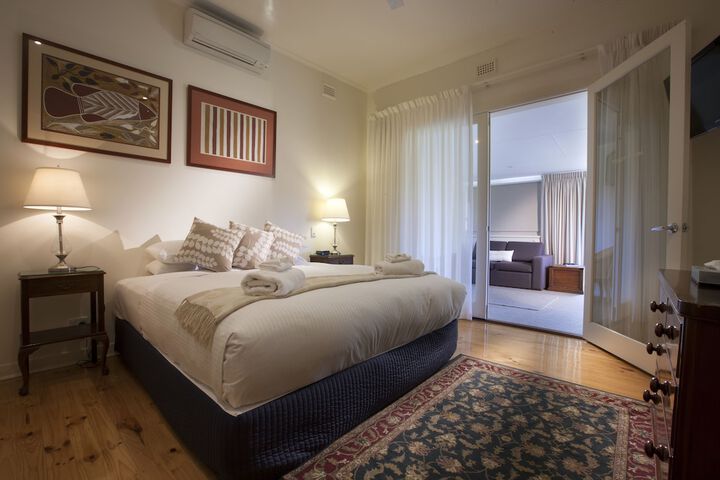 Room 6 of 47