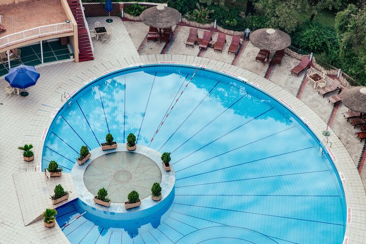 Pool 80 of 127