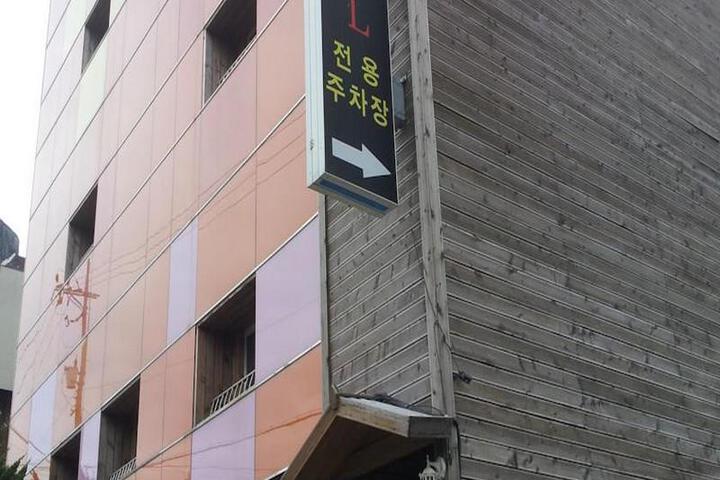 Hotel 2 of 5