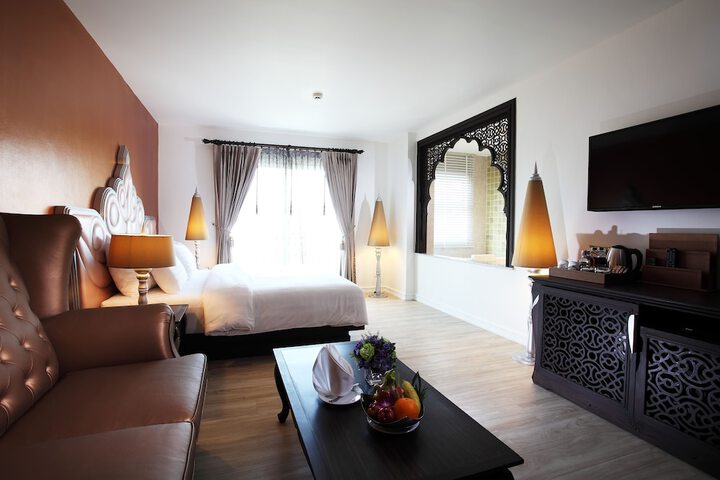 Room 27 of 79