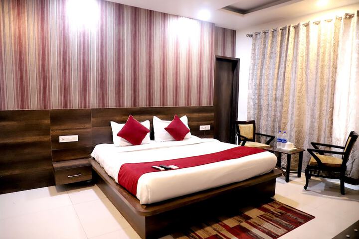 Room 15 of 26