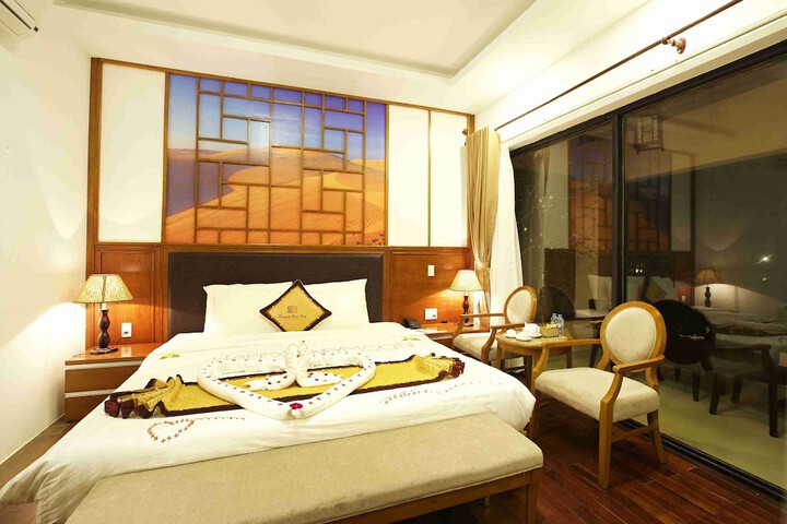 Room 9 of 44