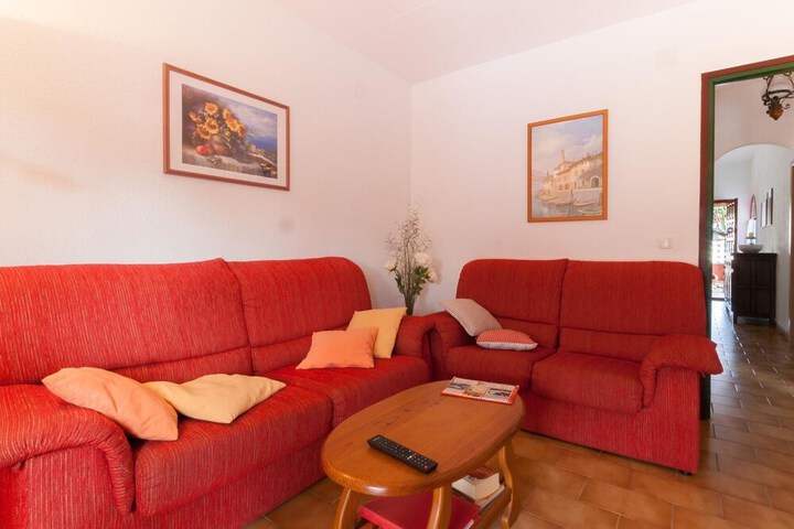 Room 5 of 20