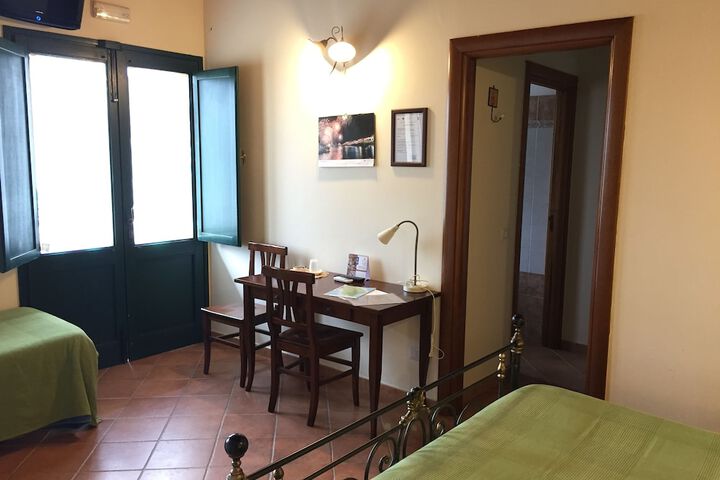 Room 11 of 46