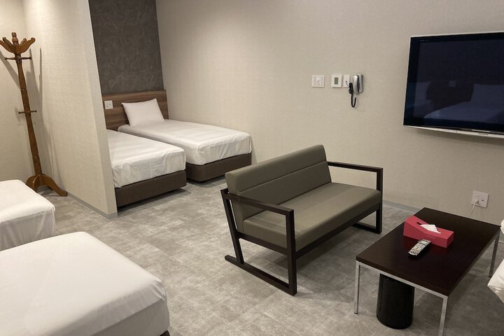 Room 15 of 46