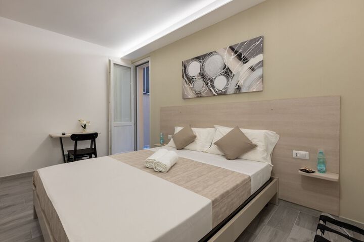 Room 9 of 49