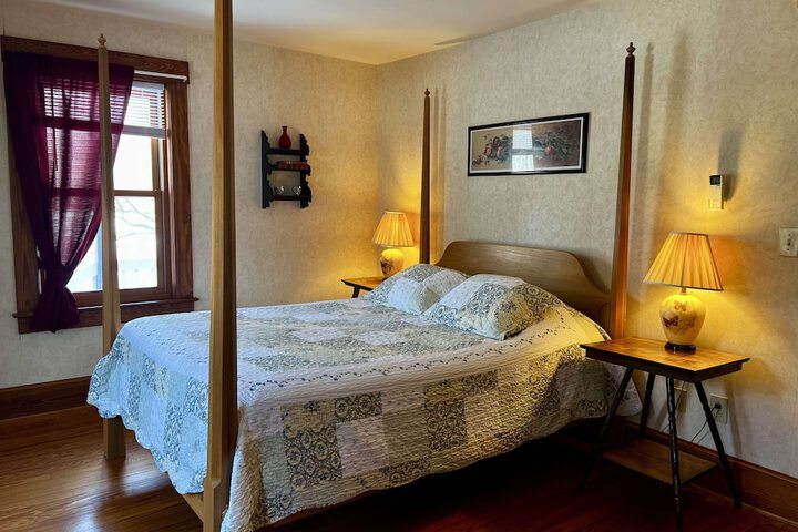 Room 16 of 72