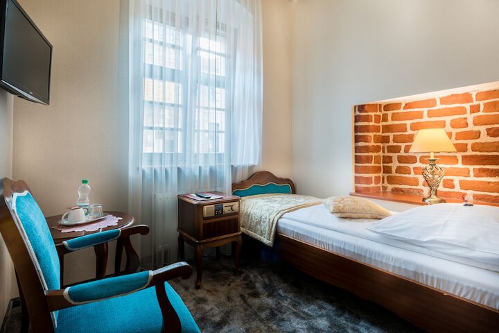 Room 21 of 39