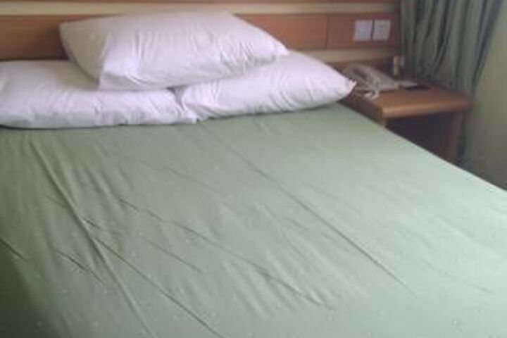 Room 3 of 14
