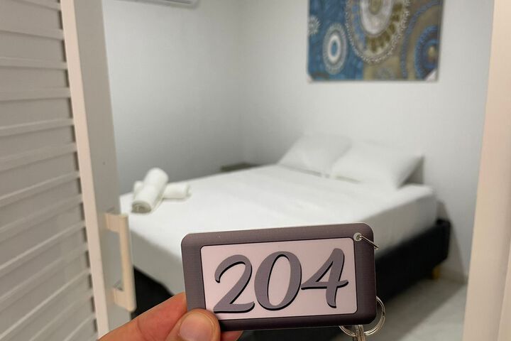 Room 14 of 22