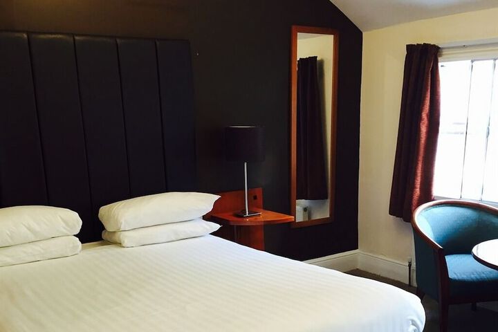 Room 8 of 21