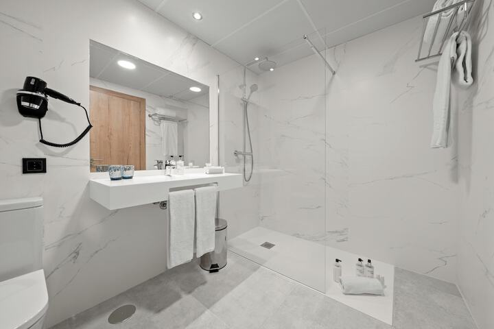 Bath Interior