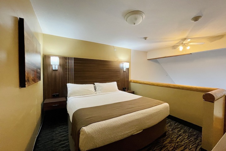 Room 14 of 112