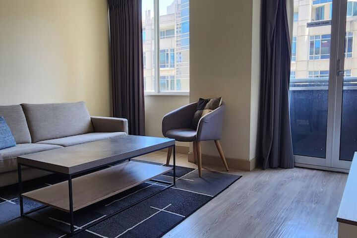 Room 30 of 62