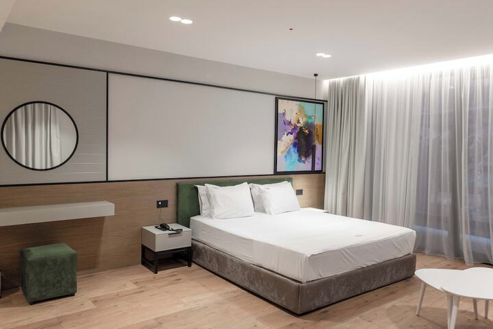 Room 49 of 186