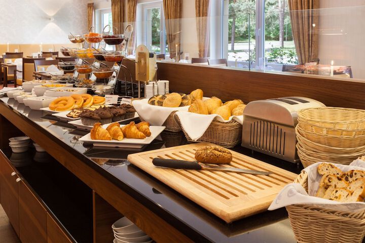 Dining Photos