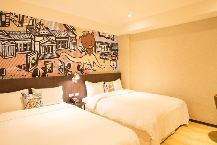 Room 30 of 41