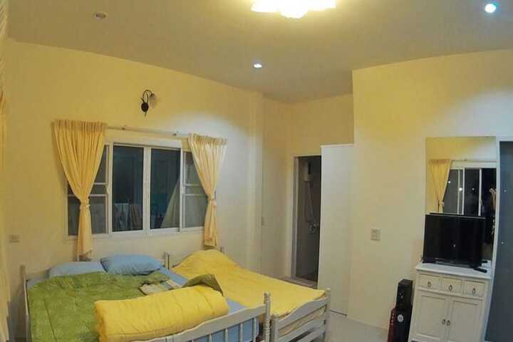 Room 2 of 14
